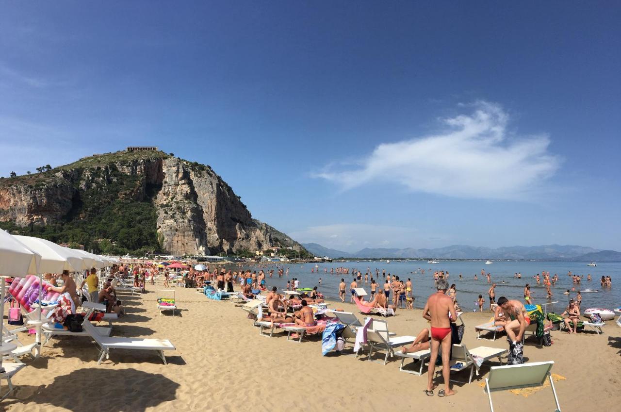 Beach Holiday Villa Терачина Екстериор снимка